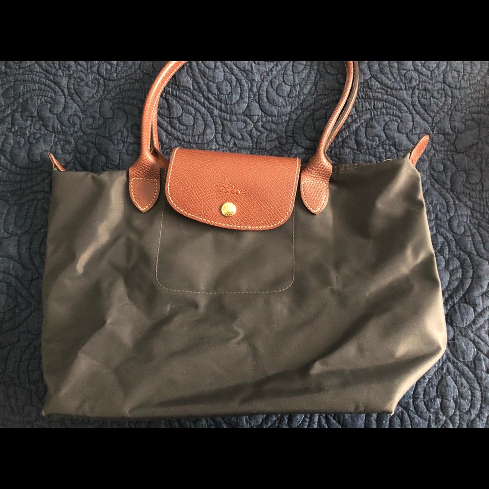 GUNMETAL LONG CHAMP MEDIUM Lepliage EUC